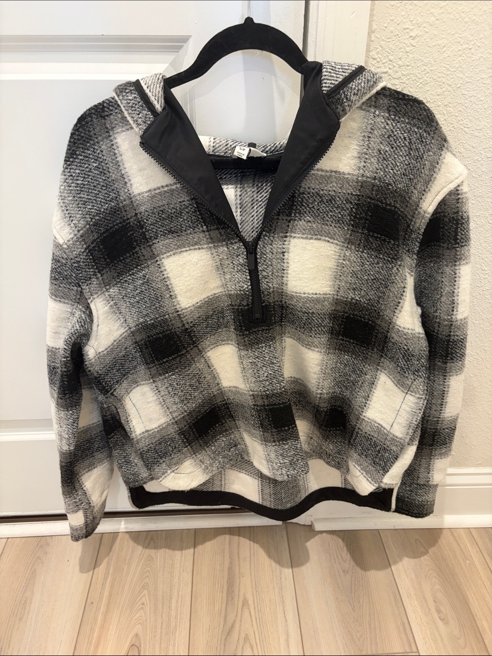 Women’s Black & White Plaid Half-Zip Hooded Sweater - Picture 3 of 3
